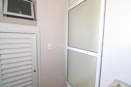 Apartamento para alugar com 65m², 2 quartos e 2 vagasÁrea de Serviço