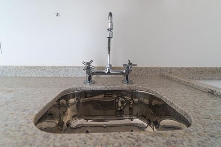 Apartamento para alugar com 65m², 2 quartos e 2 vagasCozinha Detalhe