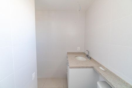 Apartamento para alugar com 65m², 2 quartos e 2 vagasBanheiro da Suíte