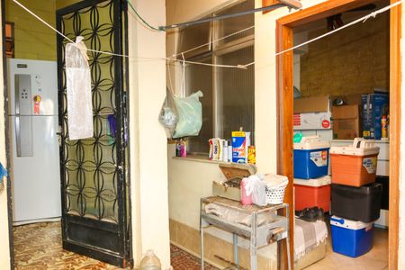 Casa à venda com 103m², 4 quartos e 1 vagaÁrea de Serviço