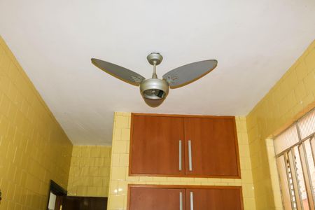 Casa à venda com 103m², 4 quartos e 1 vagaCozinha