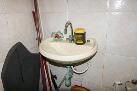 Casa à venda com 103m², 4 quartos e 1 vagaBanheiro de Serviço