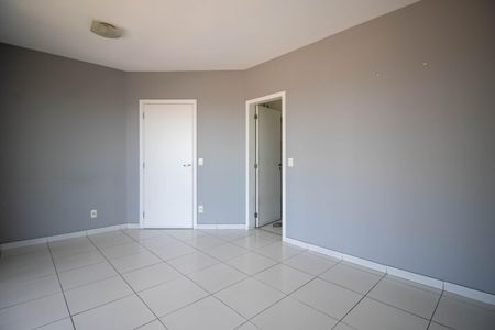 Sala de apartamento para alugar com 3 quartos, 80m² em Jardim Londrina, São Paulo