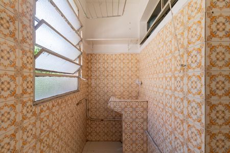 Apartamento para alugar com 75m², 2 quartos e 1 vagaÁrea de Serviço