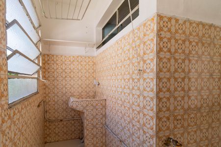 Apartamento para alugar com 75m², 2 quartos e 1 vagaÁrea de Serviço