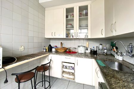 Apartamento à venda com 121m², 3 quartos e 2 vagasCozinha
