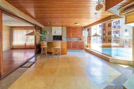 Apartamento para alugar com 385m², 4 quartos e 3 vagasVaranda 