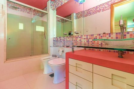 Apartamento para alugar com 385m², 4 quartos e 3 vagasBanheiro 2