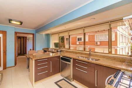 Cozinha  de apartamento para alugar com 4 quartos, 385m² em Moinhos de Vento, Porto Alegre