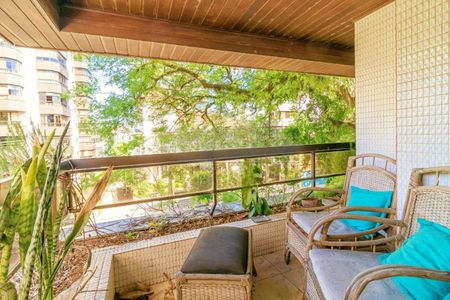 Apartamento para alugar com 385m², 4 quartos e 3 vagasVaranda 