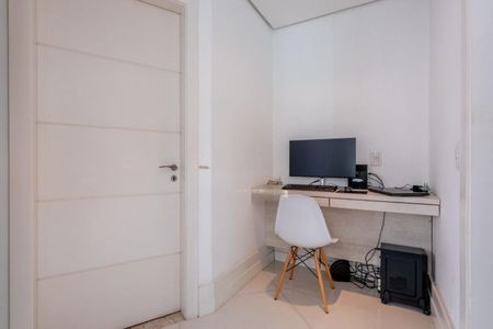 Foto 15 de apartamento à venda com 3 quartos, 151m² em Boa Vista, Porto Alegre