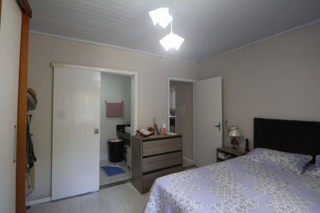 Casa à venda com 129m², 2 quartos e 3 vagasSuite