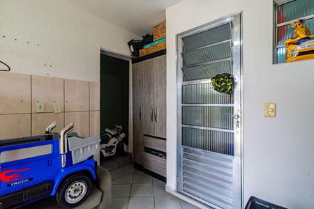 Casa à venda com 131m², 3 quartos e 2 vagasEdicula
