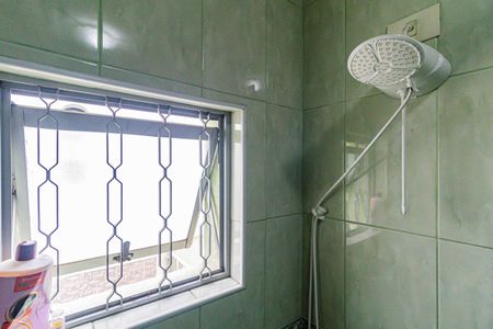 Casa à venda com 131m², 3 quartos e 2 vagasBanheiro social