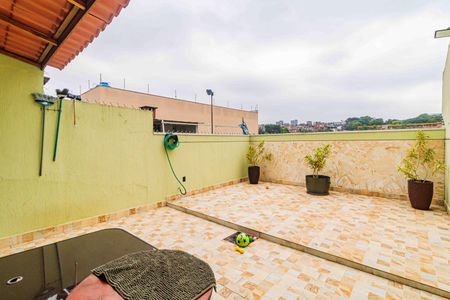 Casa à venda com 131m², 3 quartos e 2 vagasQuintal