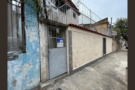 Casa para alugar com 25m², 1 quarto e sem vagaFachada + plaquinha