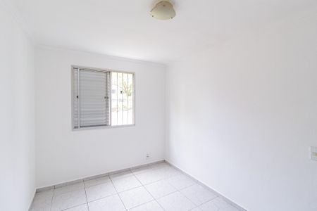 Quarto 2 de apartamento para alugar com 2 quartos, 53m² em Cidade das Flores, Osasco