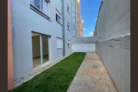 Apartamento à venda com 99m², 2 quartos e 2 vagasQuintal