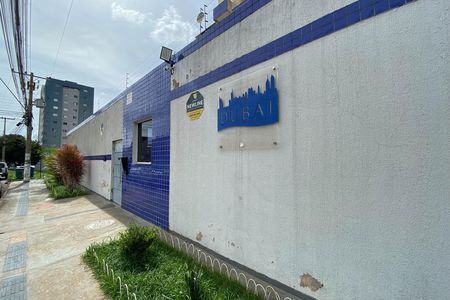 Fachada de apartamento para alugar com 2 quartos, 50m² em Qn 404, Brasília