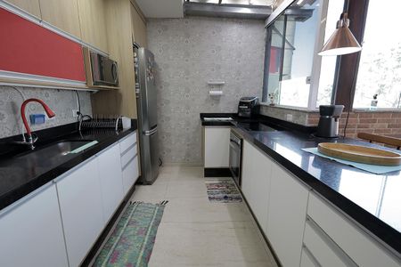Apartamento à venda com 144m², 3 quartos e 2 vagasCobertura