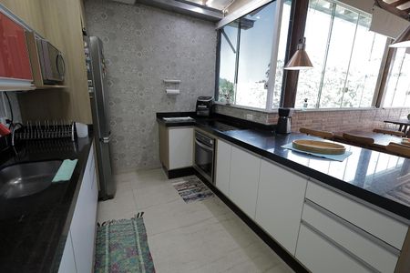 Apartamento à venda com 144m², 3 quartos e 2 vagasCobertura