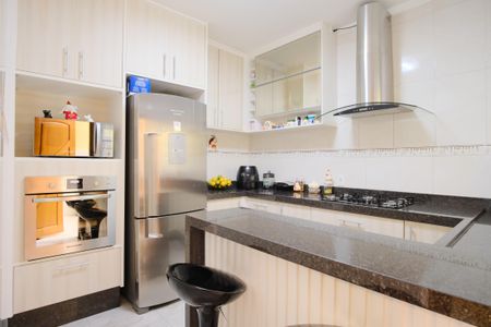 Casa à venda com 130m², 3 quartos e 2 vagasCozinha