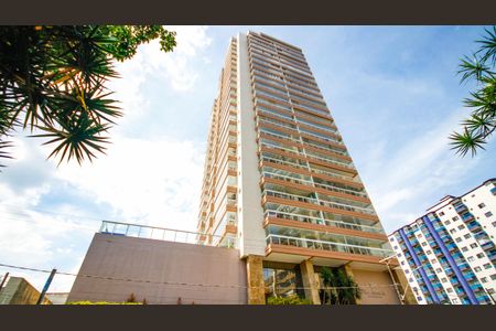 Apartamento para alugar com 144m², 3 quartos e 2 vagasFachada