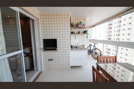 Apartamento para alugar com 144m², 3 quartos e 2 vagasVaranda
