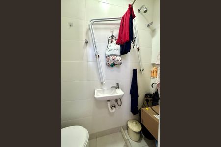 Apartamento à venda com 96m², 2 quartos e 1 vaga Apartamento à venda com 96m², 2 quartos e 1 vagaÁrea de serviço - suíte