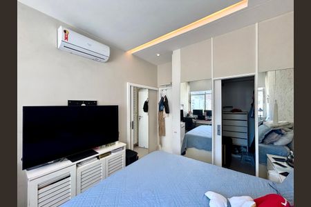 Apartamento à venda com 96m², 2 quartos e 1 vaga Apartamento à venda com 96m², 2 quartos e 1 vagaSuite