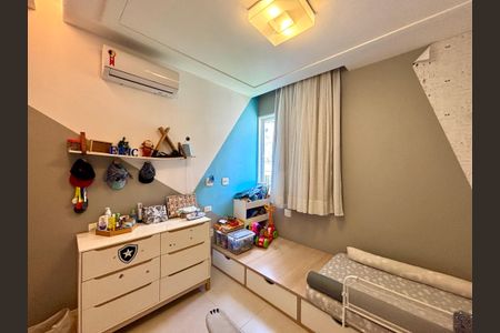 Apartamento à venda com 96m², 2 quartos e 1 vaga Apartamento à venda com 96m², 2 quartos e 1 vagaQuarto
