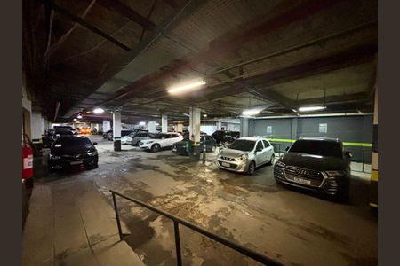 Apartamento à venda com 96m², 2 quartos e 1 vaga Apartamento à venda com 96m², 2 quartos e 1 vagaGaragem