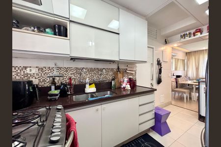 Apartamento à venda com 96m², 2 quartos e 1 vaga Apartamento à venda com 96m², 2 quartos e 1 vagaCozinha