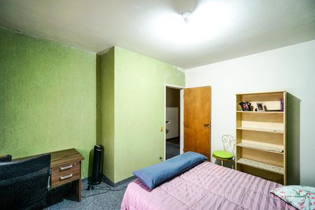 Casa à venda com 150m², 3 quartos e 2 vagas Casa à venda com 150m², 3 quartos e 2 vagasQuarto 01