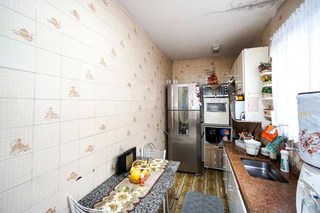 Casa à venda com 150m², 3 quartos e 2 vagas Casa à venda com 150m², 3 quartos e 2 vagasCozinha