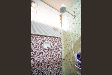 Casa à venda com 150m², 3 quartos e 2 vagas Casa à venda com 150m², 3 quartos e 2 vagasChuveiro