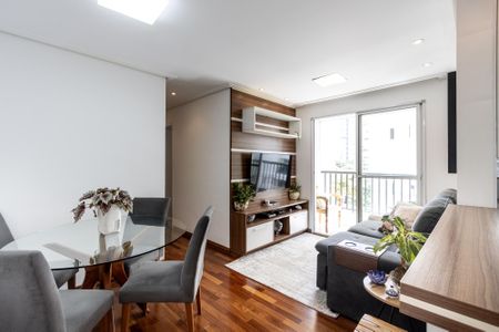 Sala de apartamento à venda com 2 quartos, 51m² em Vila Anastácio, São Paulo