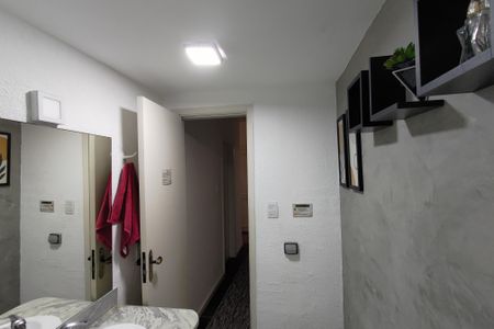 Apartamento à venda com 194m², 3 quartos e sem vagaBanheiro Social
