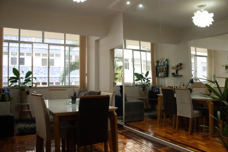 Apartamento à venda com 194m², 3 quartos e sem vagaSala