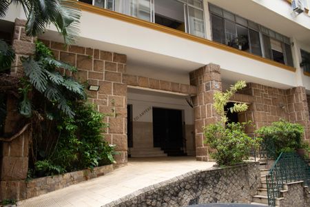 Apartamento à venda com 194m², 3 quartos e sem vagaFachada e portaria