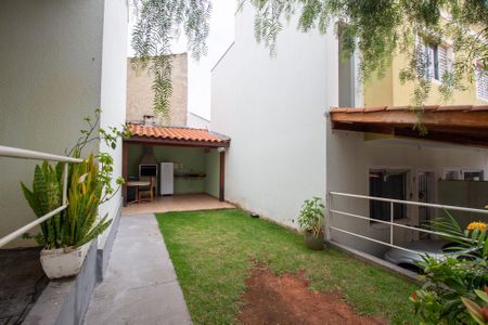 Casa de condomínio para alugar com 53m², 2 quartos e 1 vaga Casa de condomínio para alugar com 53m², 2 quartos e 1 vagaÁrea comum - Churrasqueira