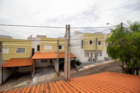 Vista de casa de condomínio para alugar com 2 quartos, 53m² em Lopes de Oliveira, Sorocaba