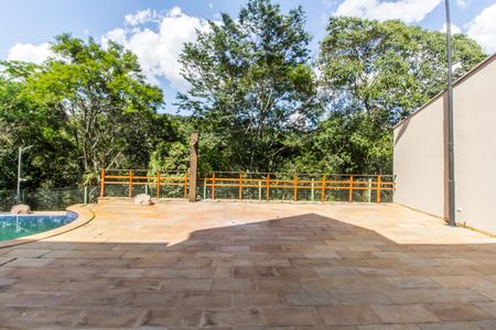 Casa de condomínio para alugar com 680m², 5 quartos e 8 vagasQuintal