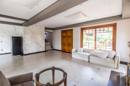 Casa de condomínio para alugar com 680m², 5 quartos e 8 vagasSala 