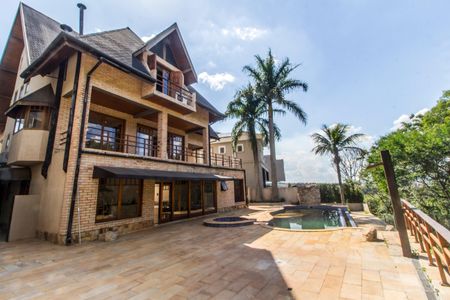 Casa de condomínio para alugar com 680m², 5 quartos e 8 vagasPiscina