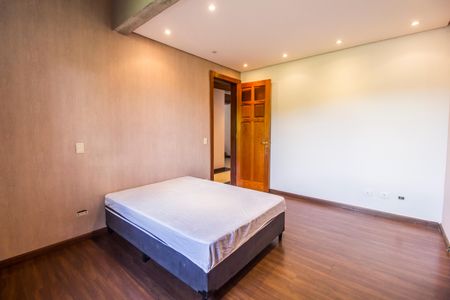 Casa de condomínio para alugar com 680m², 5 quartos e 8 vagasSuíte 4