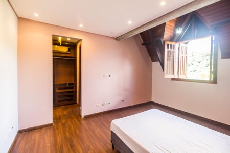 Casa de condomínio para alugar com 680m², 5 quartos e 8 vagasSuíte 4