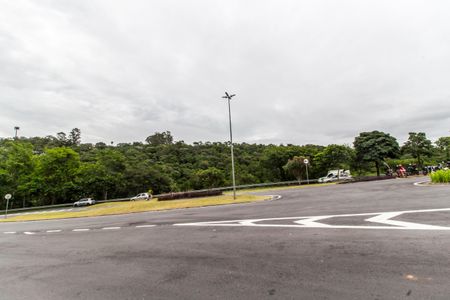 Casa de condomínio para alugar com 680m², 5 quartos e 8 vagasVista da Rua