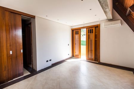 Casa de condomínio para alugar com 680m², 5 quartos e 8 vagasSuíte 2