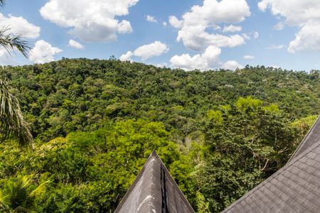 Casa de condomínio para alugar com 680m², 5 quartos e 8 vagasVista